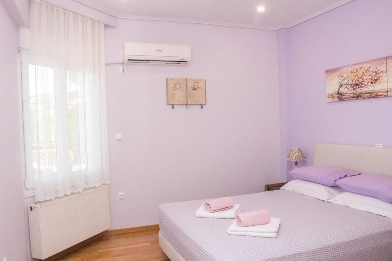 Luxury Seaview Apartment By The Sea Saronida Екстериор снимка